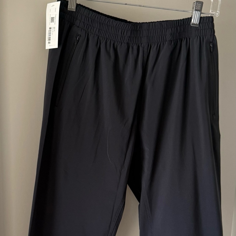 NWT Outdoor Voices 26" Zephyr Small Black